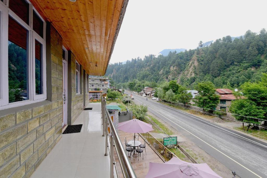 High Nation Resort Manali Bagian luar foto
