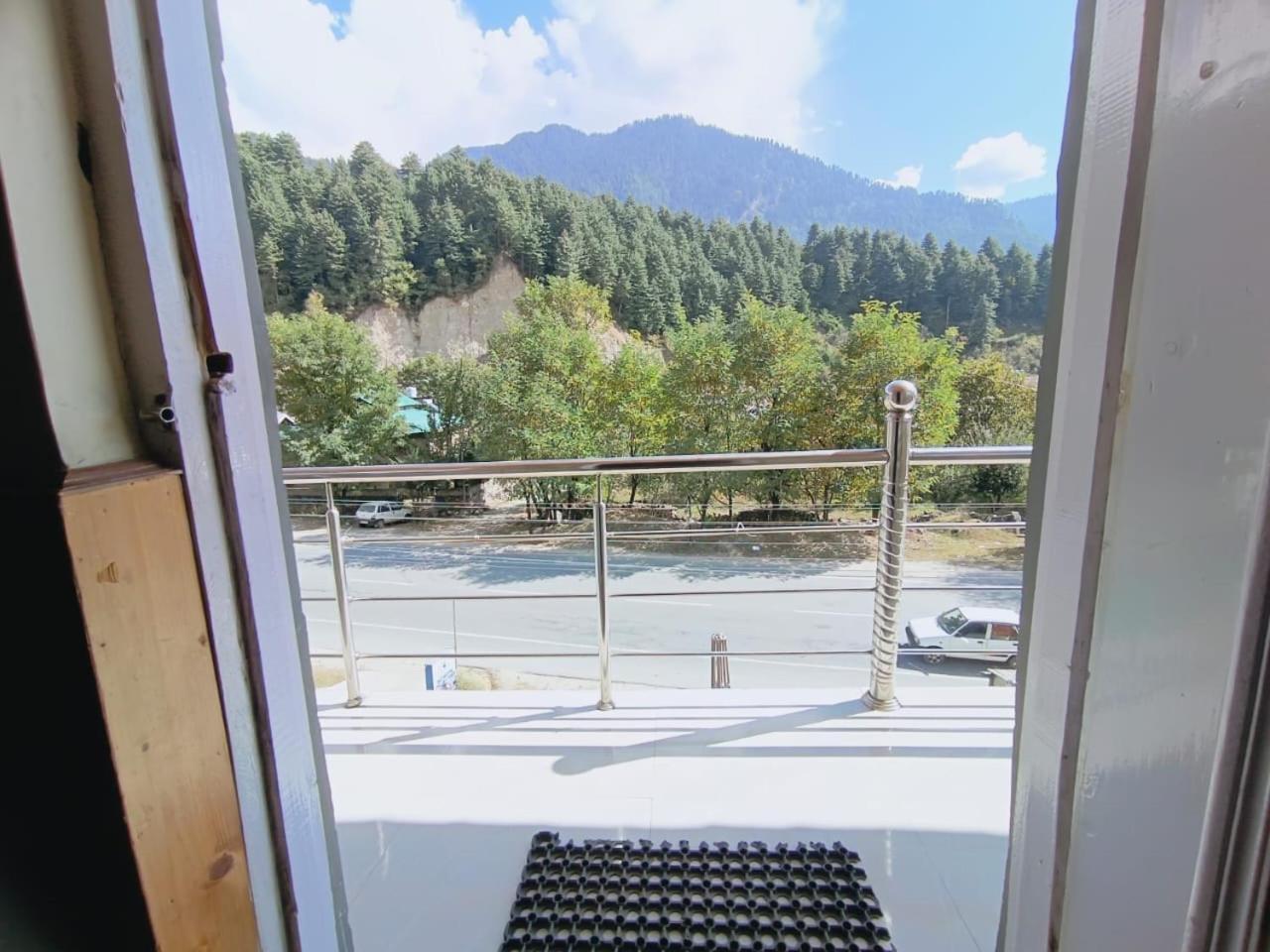 High Nation Resort Manali Bagian luar foto