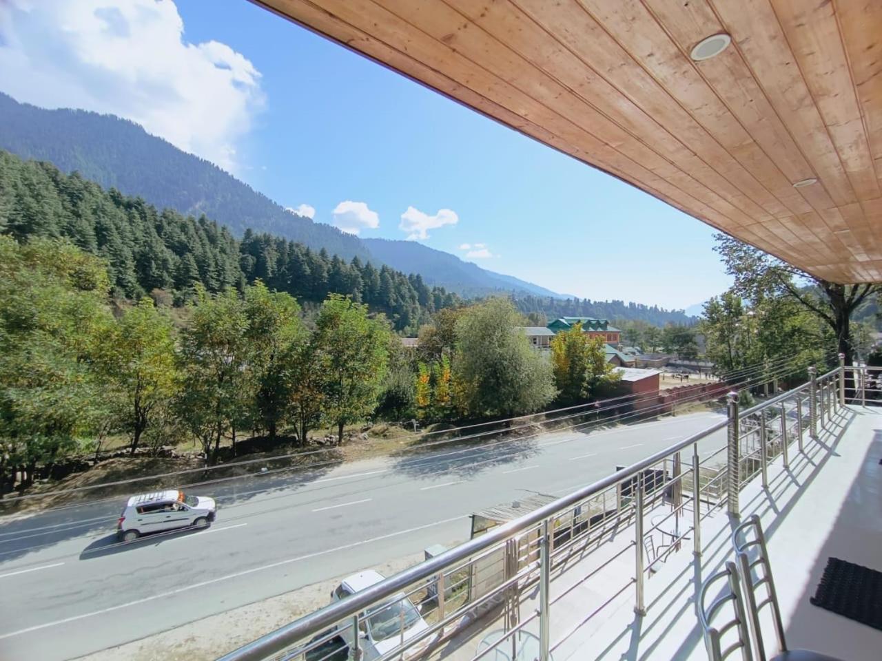 High Nation Resort Manali Bagian luar foto